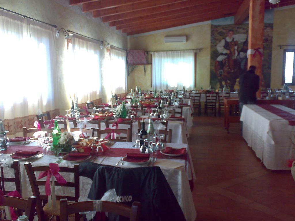 Villa Agriturismo Su Nuratolu à Sagama Extérieur photo