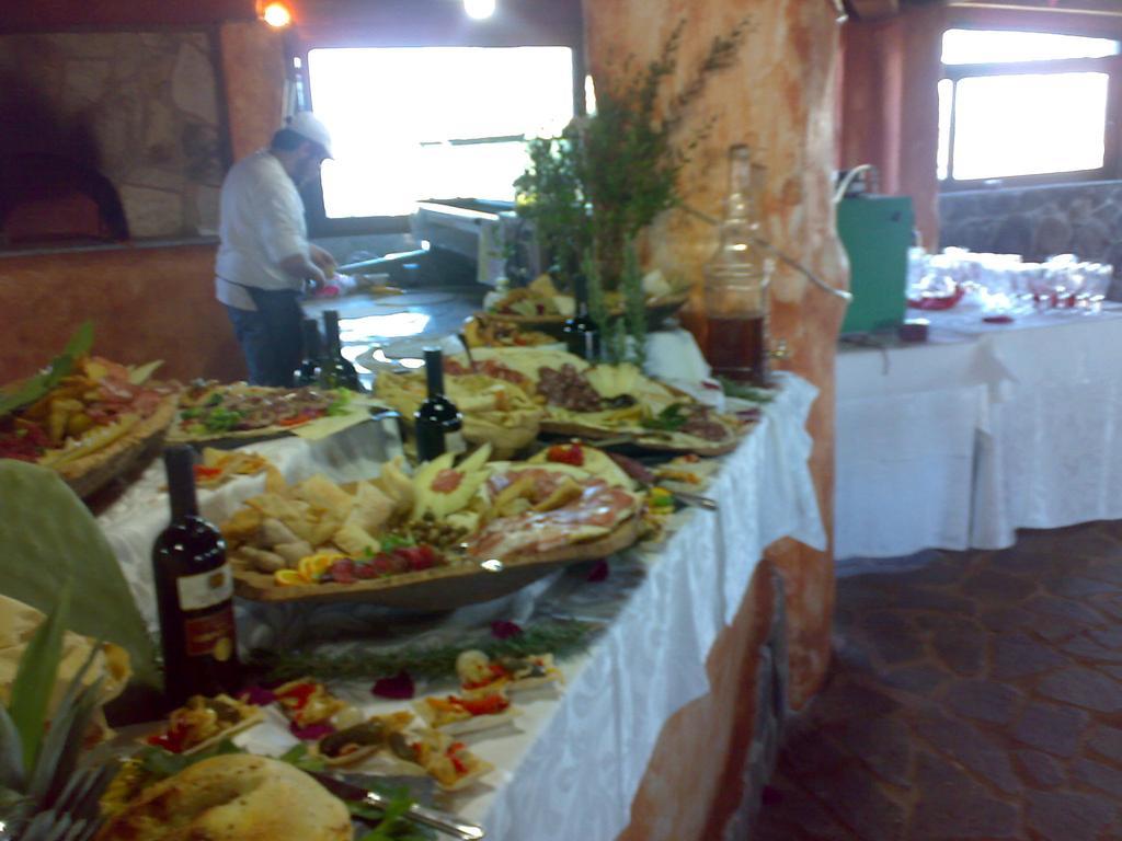 Villa Agriturismo Su Nuratolu à Sagama Extérieur photo