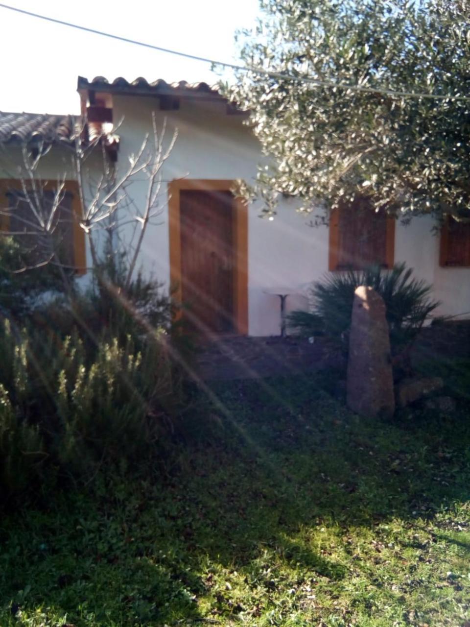 Villa Agriturismo Su Nuratolu à Sagama Extérieur photo