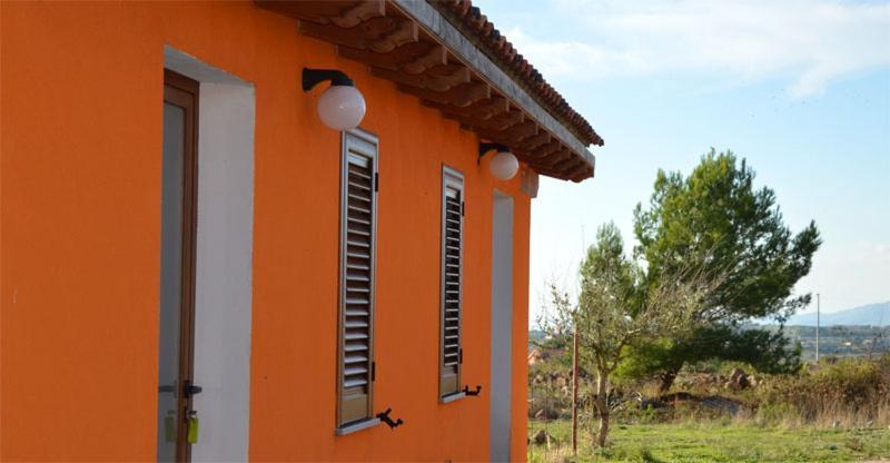 Villa Agriturismo Su Nuratolu à Sagama Extérieur photo